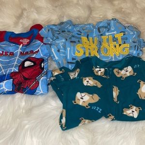 Simple Joys print long sleeves one piece 3T pajamas